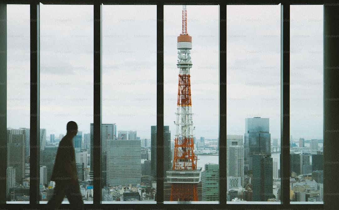 2025年暑期档总票房破100亿